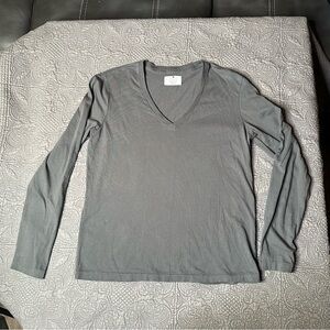 Gray Long Sleeve V-Neck T-Shirt 100% Cotton Size M